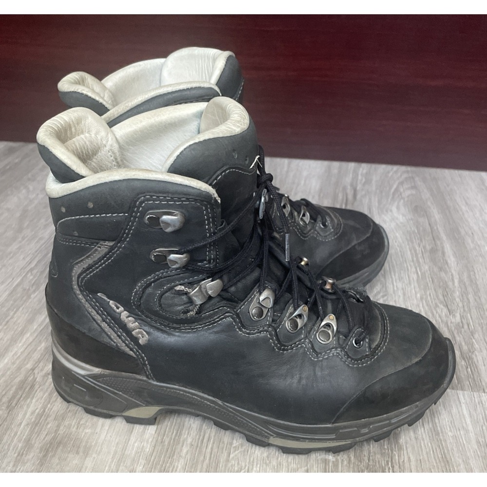 LOWA Vivione II Black Leather Women's Hiking Boots Size 6.5